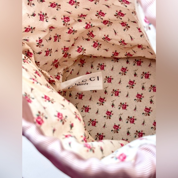 Pink Gucci Beauty Drawstring Bag - Picture 3 of 6